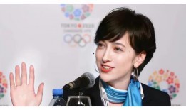 娱乐圈吃瓜男歌手是谁,揭秘神秘“瓜王”身份